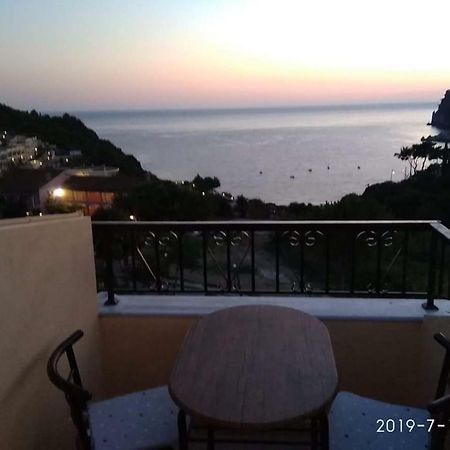 Ermones Mare Apartment Bagian luar foto