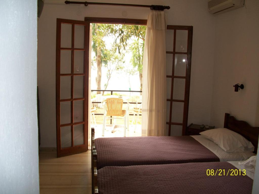 Ermones Mare Apartment Ruang foto